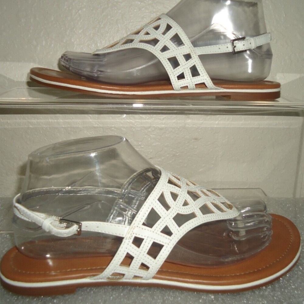 COACH AND FOUR Women's White Thong Sandals Size-7.5/37.5 #G